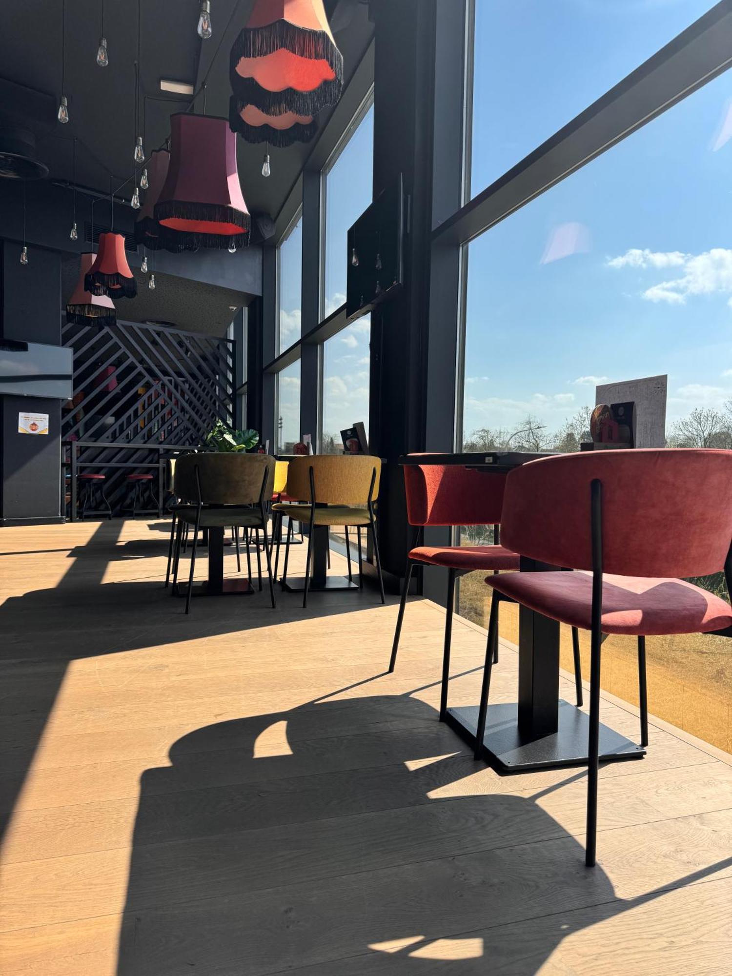 Hotel Stayen Sint-Truiden Exteriör bild