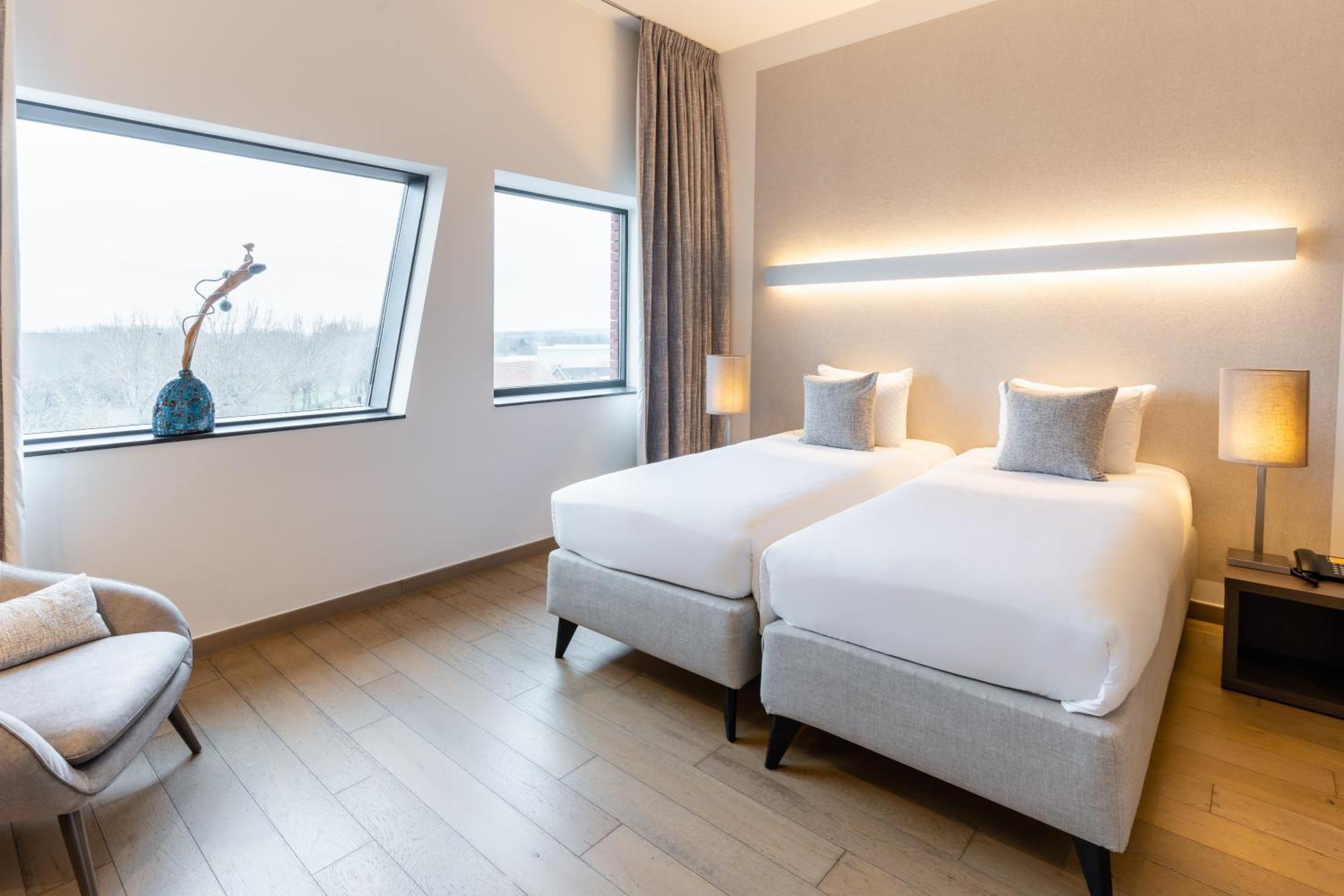 Hotel Stayen Sint-Truiden Exteriör bild